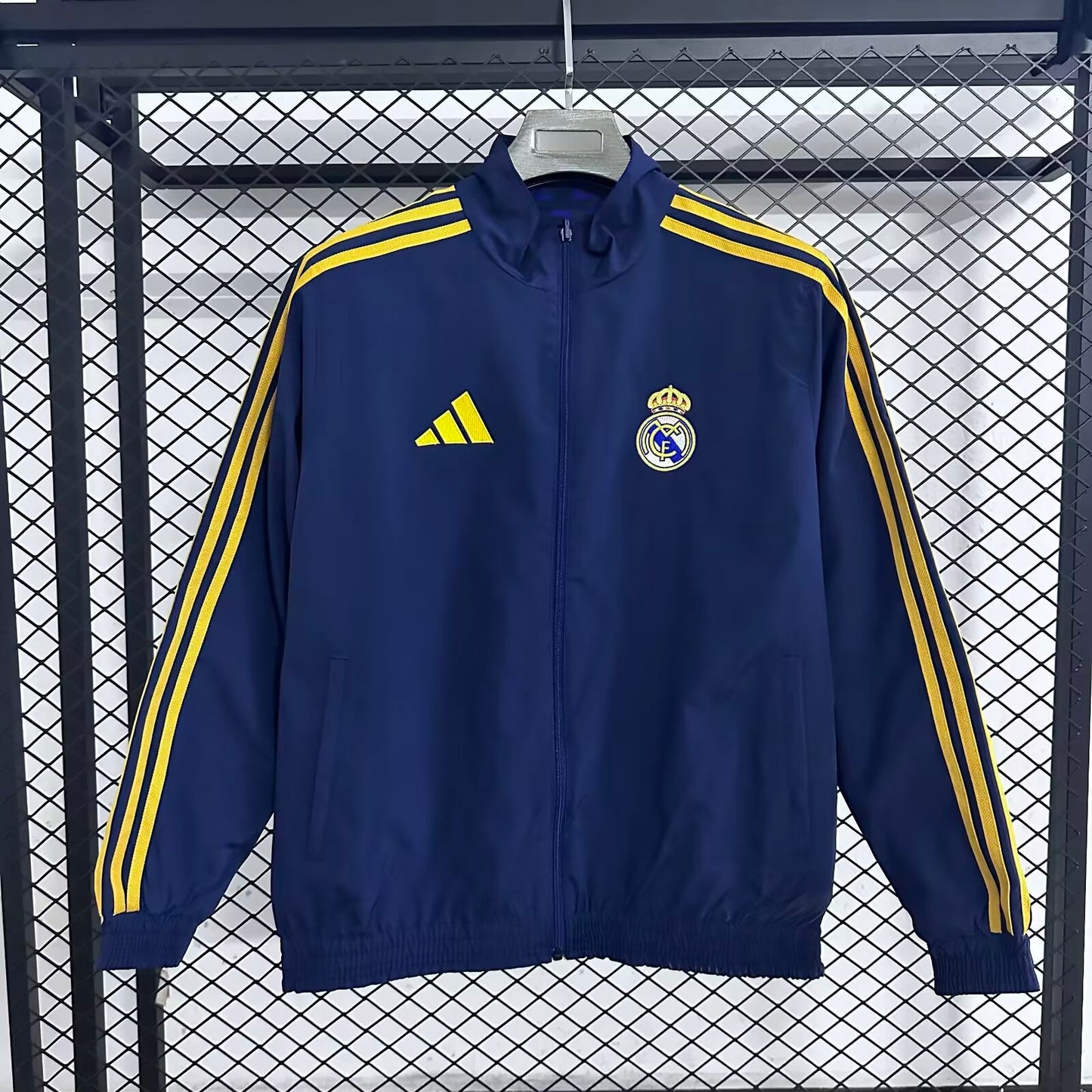 Casaco Reversivel Real Madrid CF 2025-26