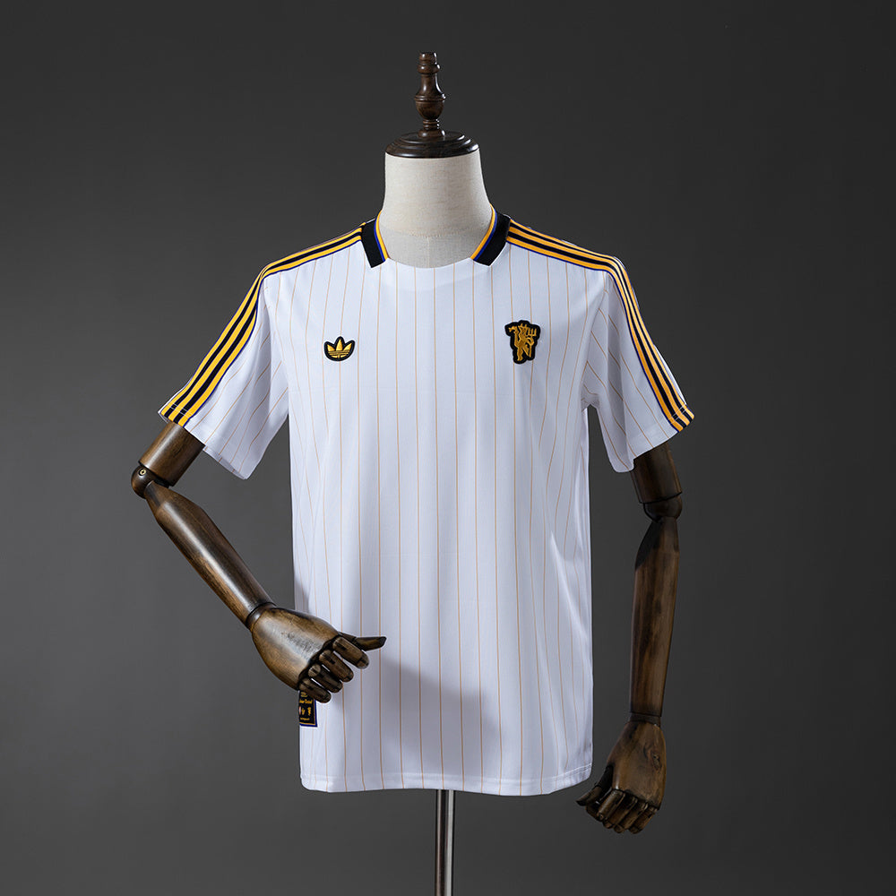 Camisola M-UNITED 2025-26 Icon Range Travel Versão Adepto