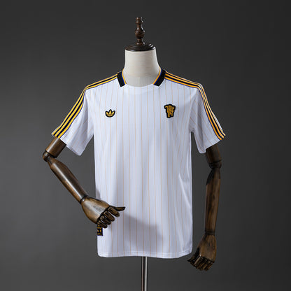 Camisola M-UNITED 2025-26 Icon Range Travel Versão Adepto