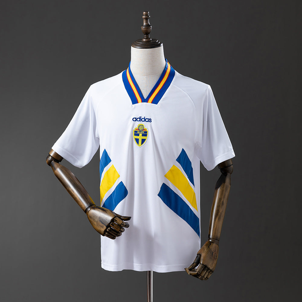 Camisola Suecia 1994 Alternativa Branca Versão Adepto