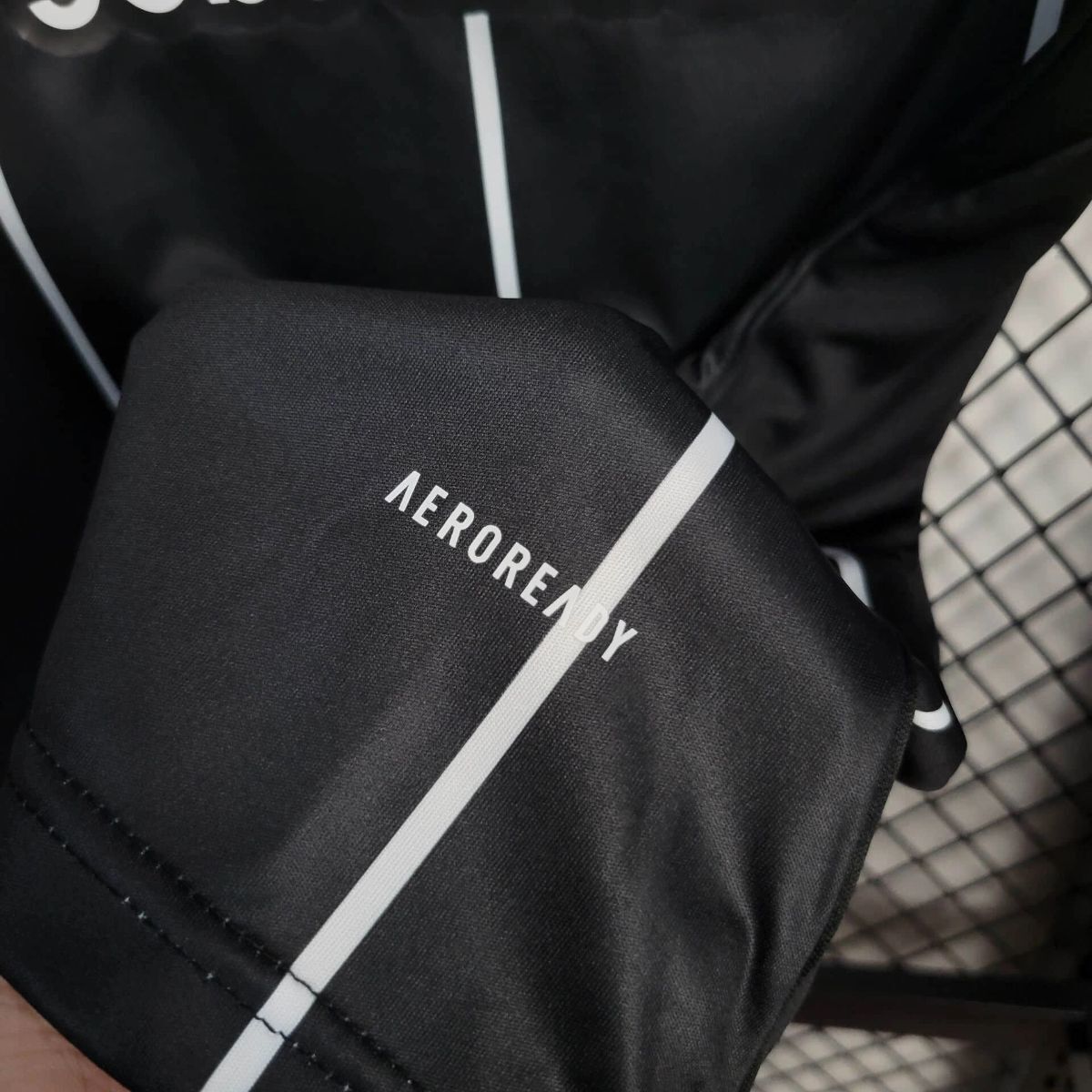 Camisola SG Eintracht Frankfurt 2025-26 Principal UCL Versão Adepto