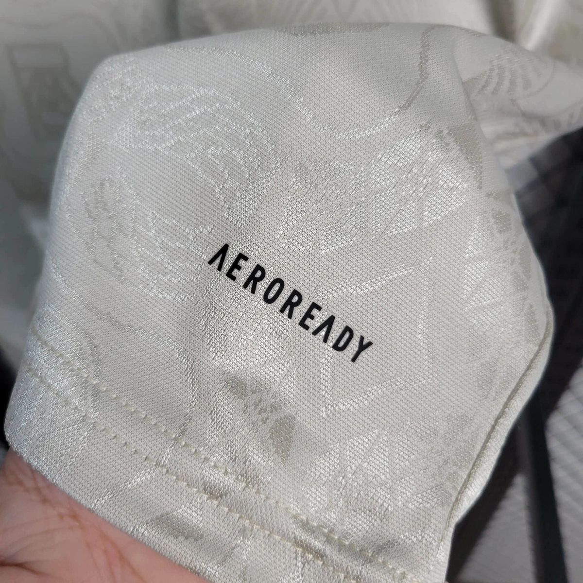 Camisola FC Bayern Munique 2025-26 Edição Oktoberfest Versão Adepto