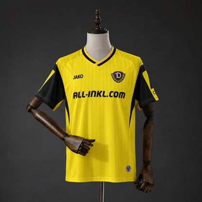 Camisola SG Dynamo Dresden 2026-27 Principal Versão Adepto