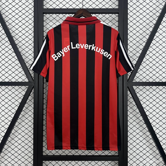 Camisola Bayer 04 Leverkusen 2001-02 Principal