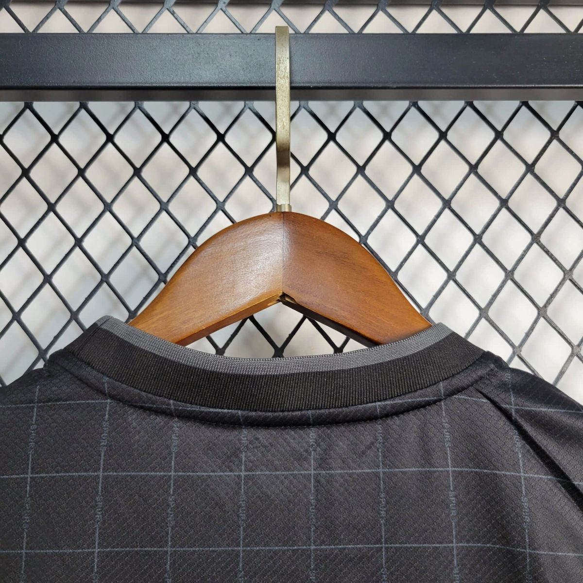 Camisola TOT 2025-26 Alternativa Preta Versão Mulher