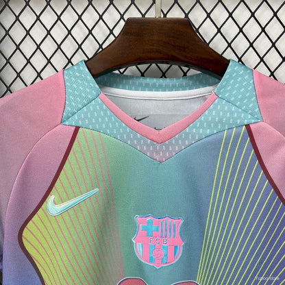Camisola Barcelona FC 2025-26 Edição Karol G Versão Adepto