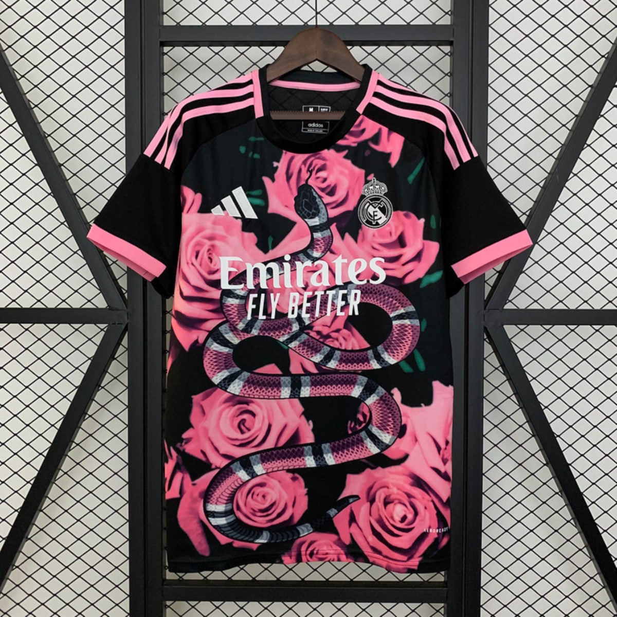 Camisola Real Madrid 2025-26 Edição Especial Versão Adepto