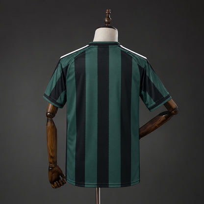 Camisola Celtic FC 2026-27 Alternativa Verde Versão Adepto