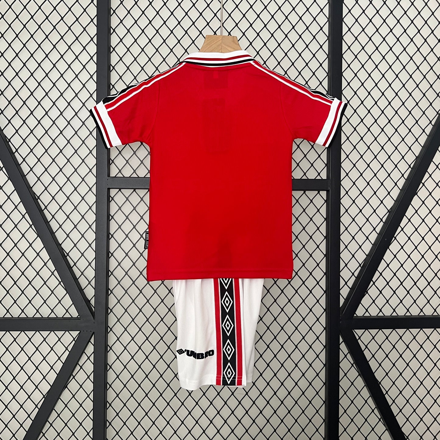 Kit Criança M-UNITED 1998-99 Principal