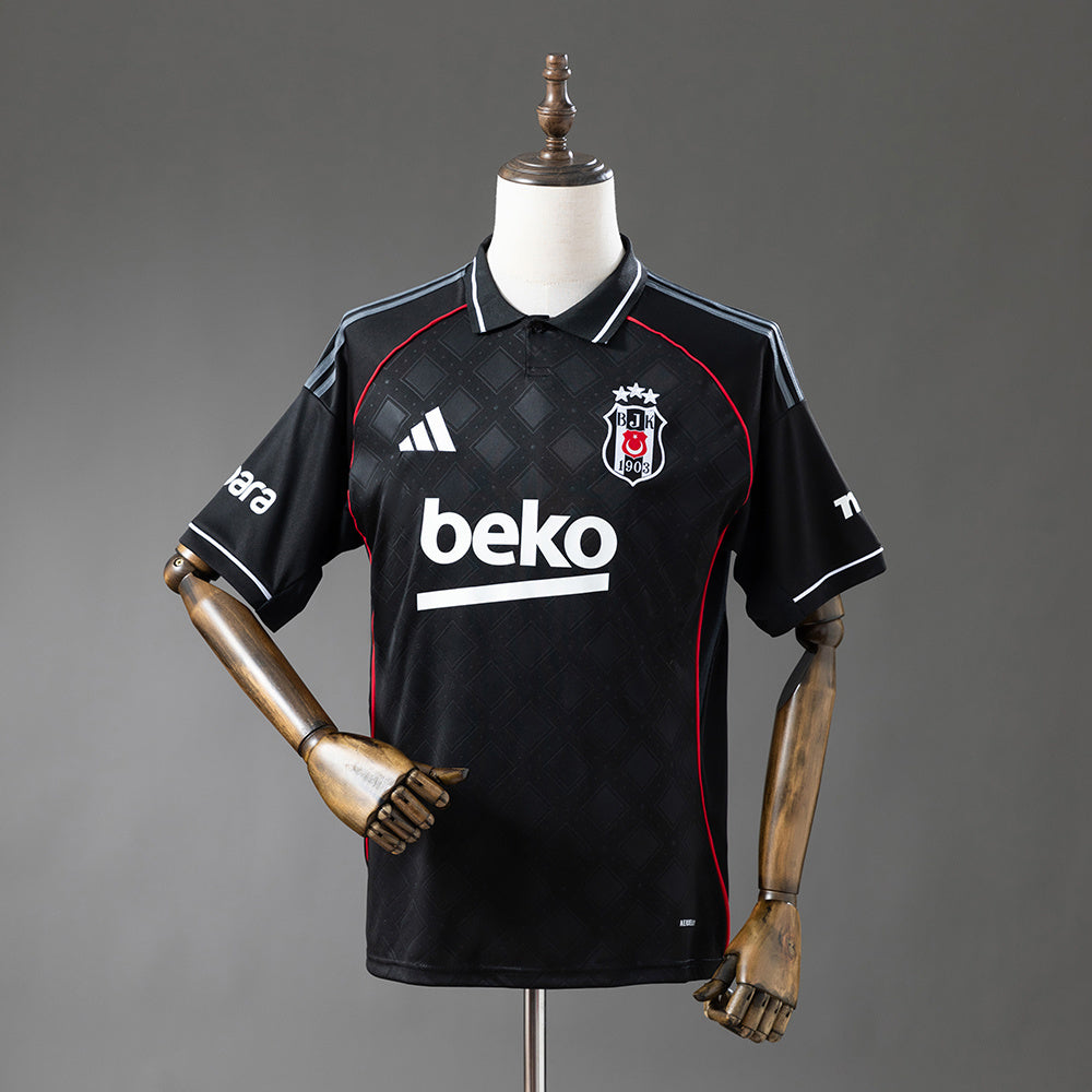 Camisola Besiktas JK 2025-26 Alternativa Preta Versão Adepto