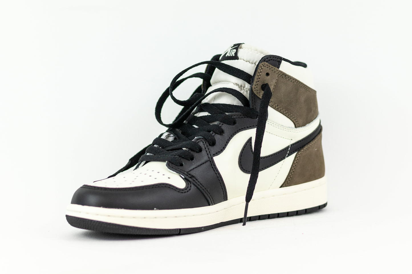 Nike Jordan 1 Retro High Dark Mocha (Entrega Imediata)