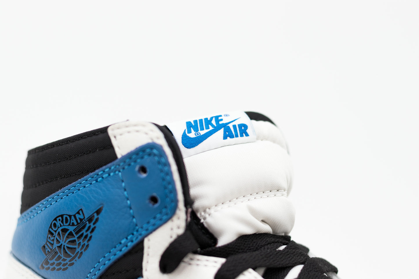 Nike Jordan 1 High Fragment x Travis Scott (Entrega Imediata)