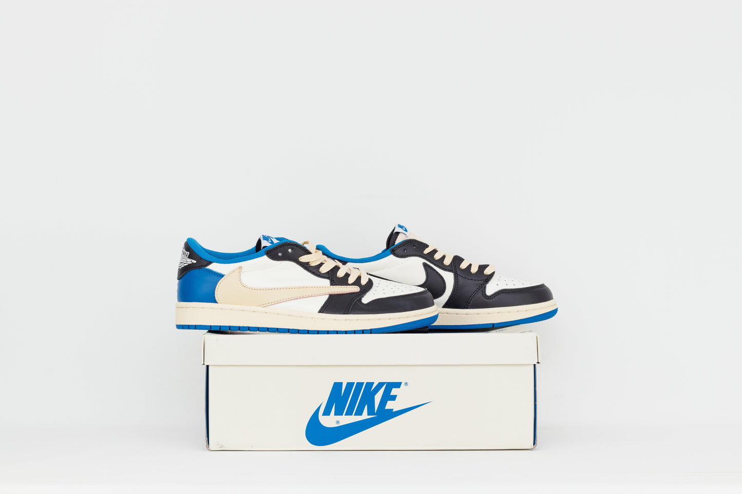Nike Jordan 1 Low Fragment x Travis Scott (Entrega Imediata)