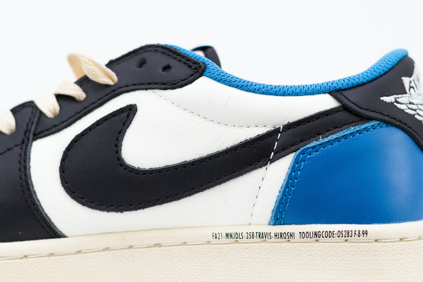 Nike Jordan 1 Low Fragment x Travis Scott (Entrega Imediata)