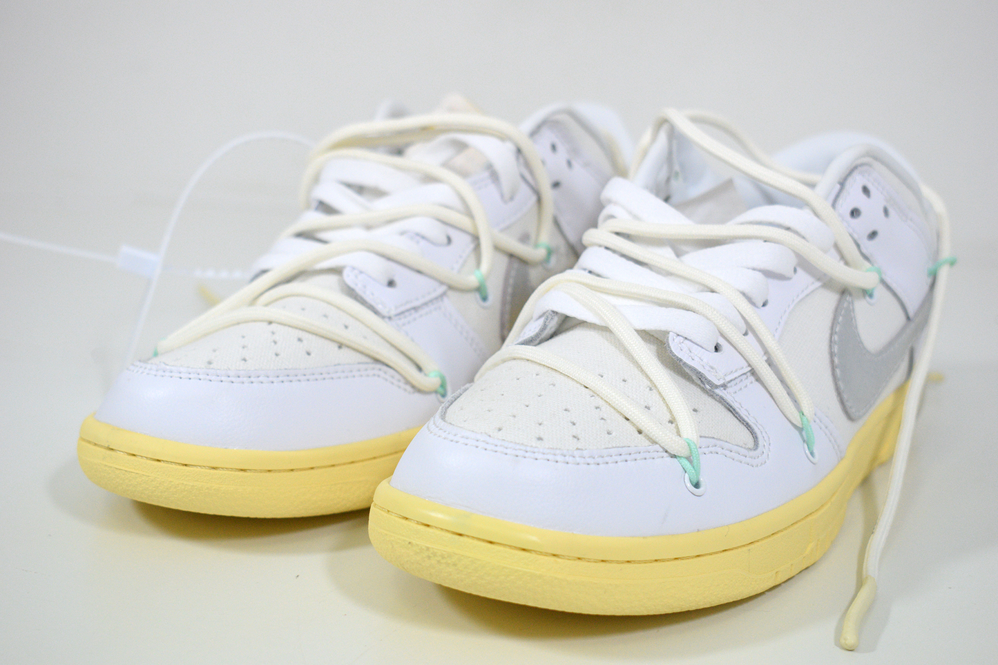 Nike SB Dunk Low Off-White Lot 1 (Entrega Imediata)