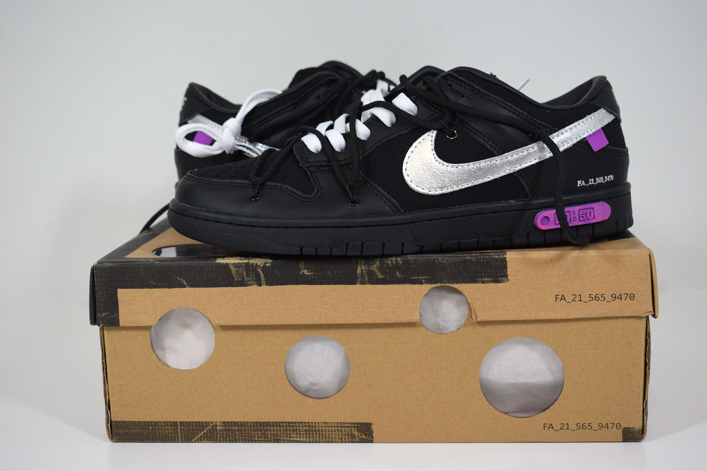 Nike SB Dunk Low Off-White Lot 50 (Entrega Imediata)