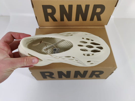 Adidas Yeezy Foam Runner Sand (Entrega Imediata)