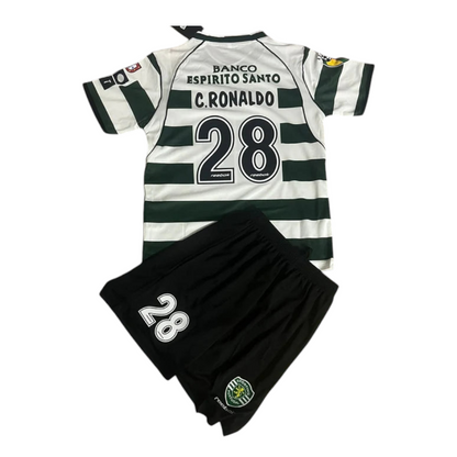 Kit Criança SCP 2001-03 Principal C. RONALDO #28 (Entrega Imediata)