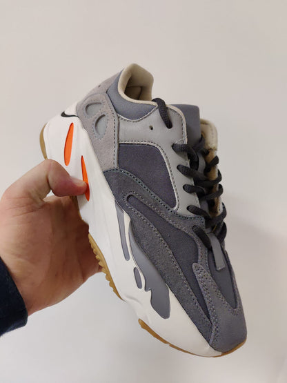 Adidas Yeezy 700 Magnet (Entrega Imediata)