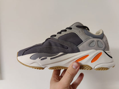 Adidas Yeezy 700 Magnet (Entrega Imediata)