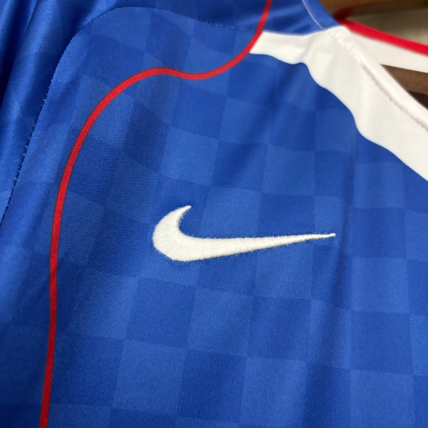 Camisola N.I.K.E. T90 2025-26 Azul