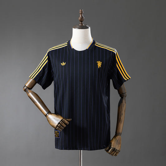 Camisola M-UNITED 2025-26 Icon Range Travel Versão Adepto