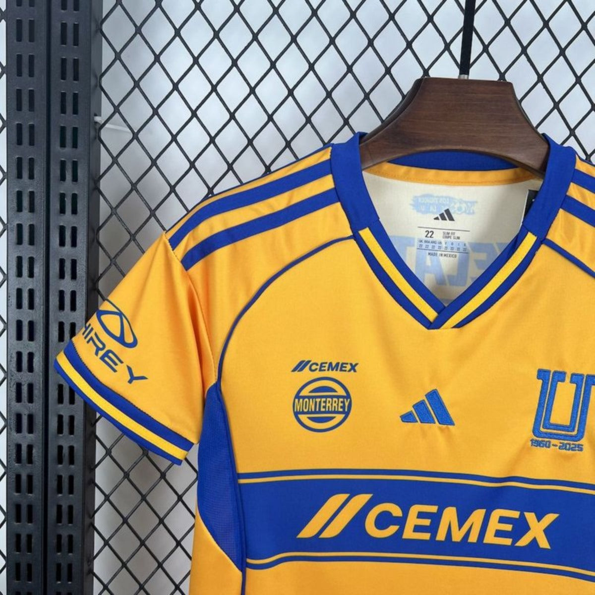 Kit Criança Tigres UANL 2025-26 Principal