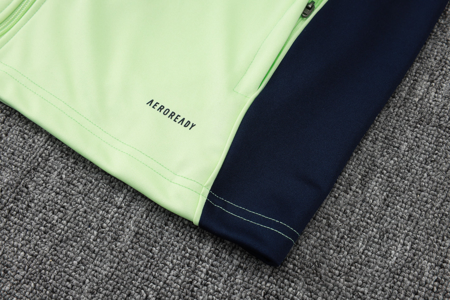 Fato de Treino Real Madrid CF 2025-26 - Casaco sem Capuz