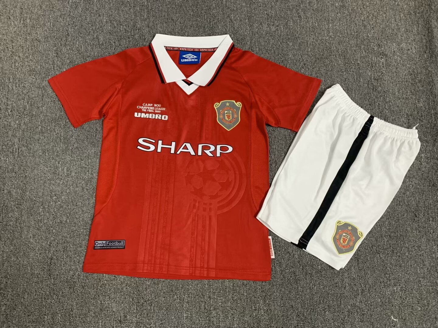 Kit Criança M-United 1999-00 Principal Final UCL
