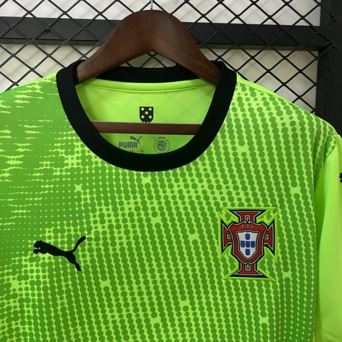 Camisola Portugal 2025 Guarda-Redes Versão Adepto JOSÉ SÁ #12