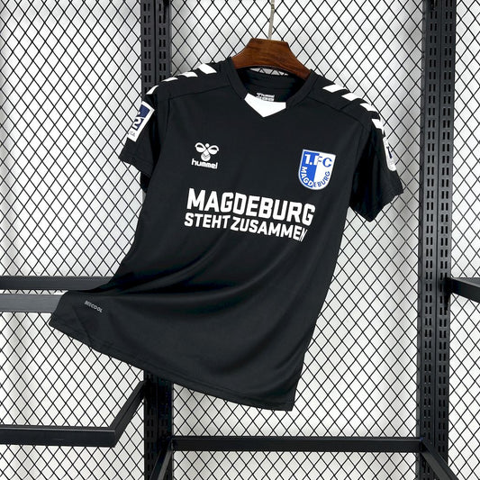 Camisola 1.FC Magdeburg 2025-26 Edição Especial Versão Adepto