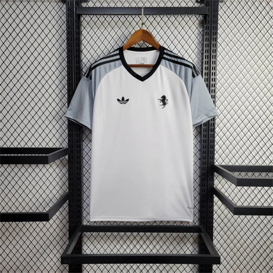 Camisola Juventus FC 2024-25 Guarda-Redes Versão Adepto