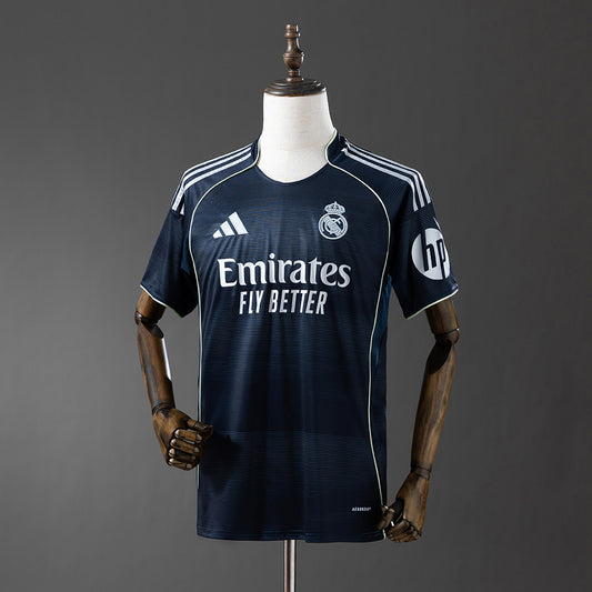 Camisola Real Madrid CF 2025-26 Alternativa Azul Escura Versão Adepto VALVERDE #8