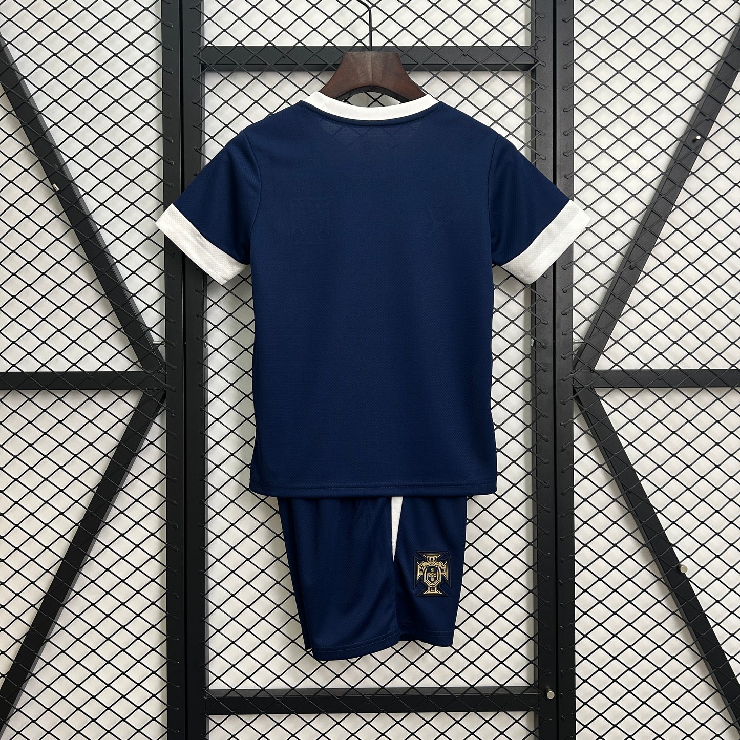 Kit Criança Portugal 2025 Treino