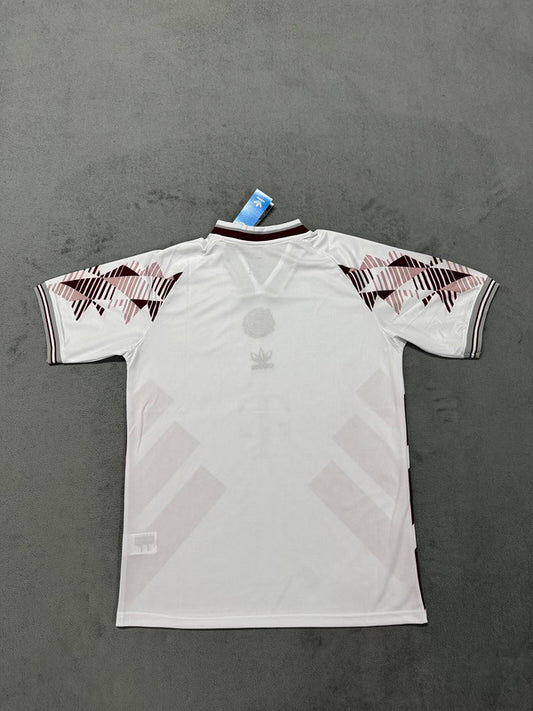 Camisola FC Bayern 2025-26 Edição Especial Versão Adepto