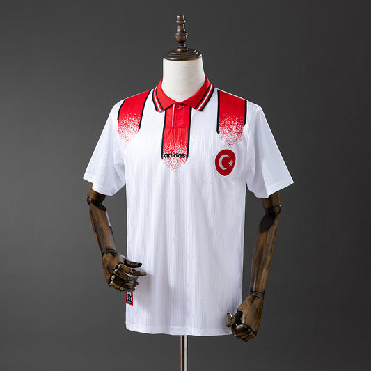 Camisola Turquia 1996 Alternativa Branca Versão Adepto