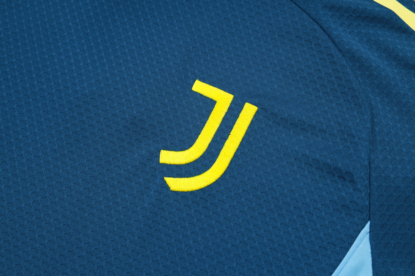 Kit Treino Camisola Juventus FC 2025-26