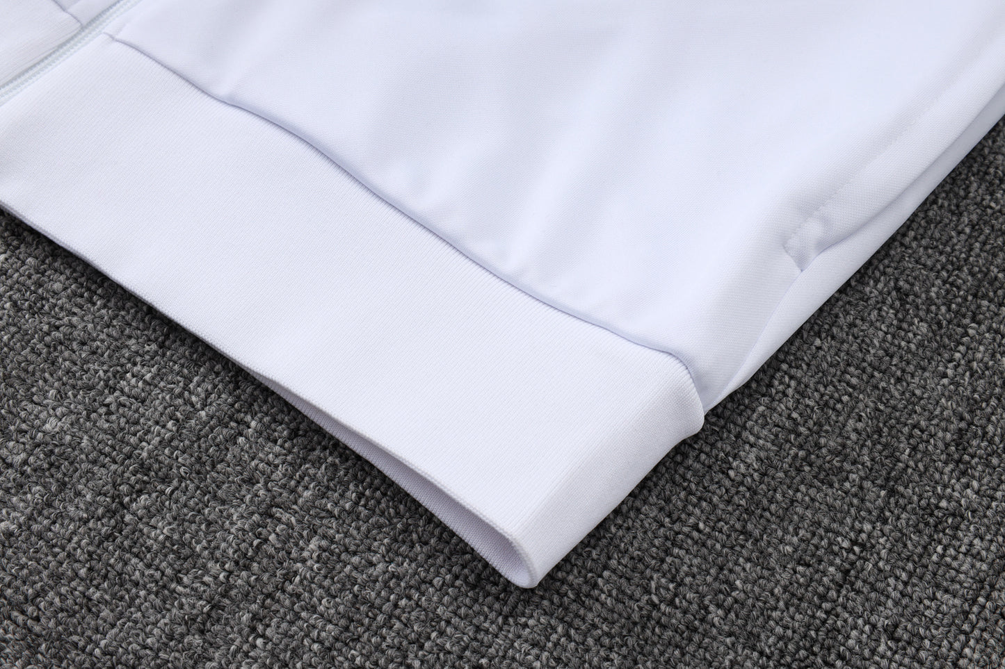 Fato de Treino Real Madrid CF 2025-26 - Casaco sem Capuz