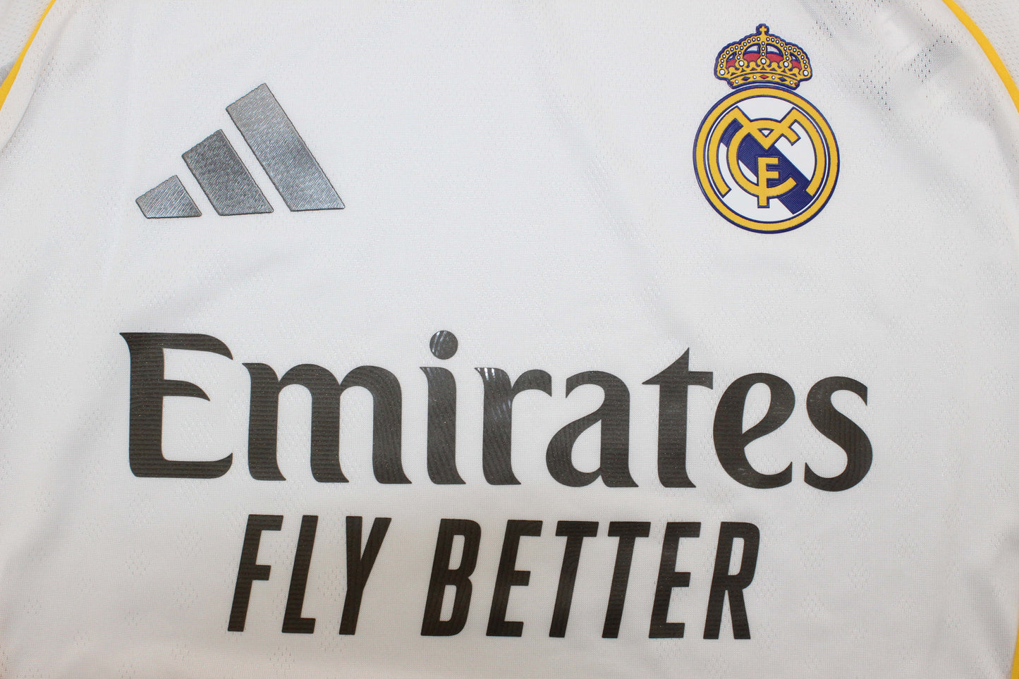 Camisola Manga Comprida Real Madrid CF 2025-26 Principal Versão Adepto