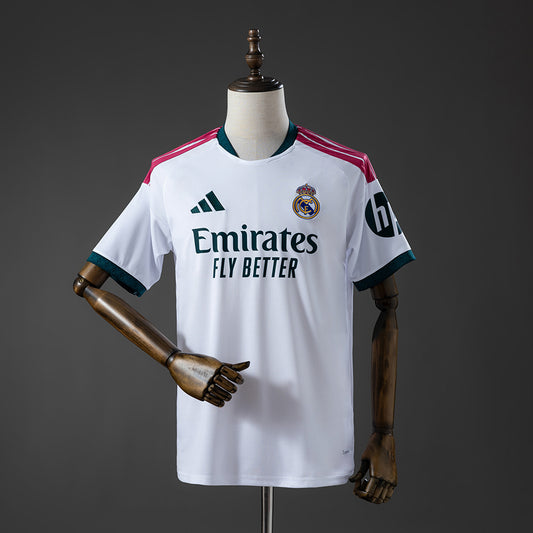 Camisola Real Madrid CF 2026-27 Principal Versão Adepto