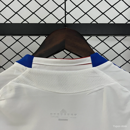 Camisola Olympique Lyon 2010-11 Principal