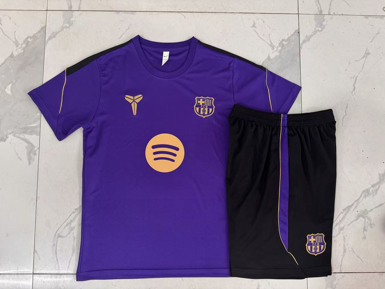 Kit Treino Camisola FC Barcelona 2026-27