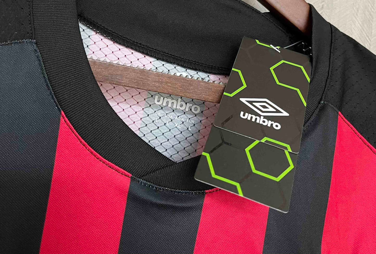 Camisola Club Athletico Paranaense 2018-19 Principal