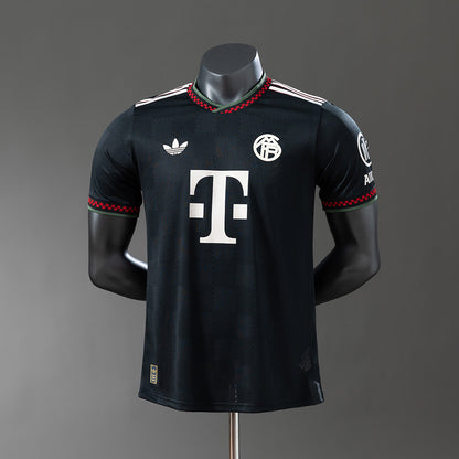 Camisola FC Bayern Munique 2025-26 Alternativa Preta Versão Jogador