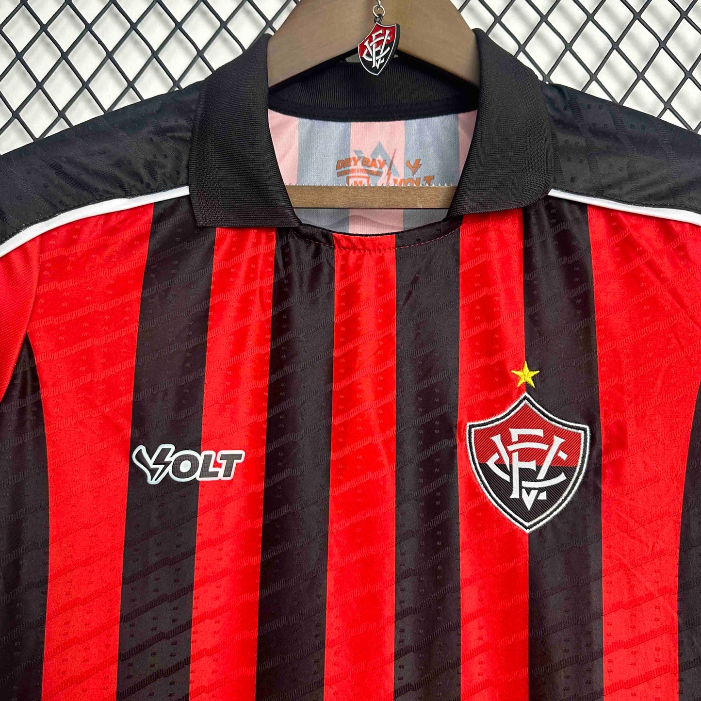 Camisola EC Vitoria 2025-26 Principal Lisa Versão Adepto