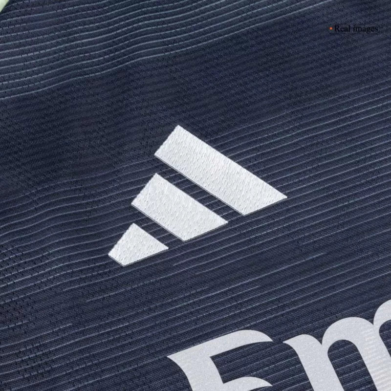 Camisola Manga Comprida Real Madrid CF 2025-26 Alternativa Azul Escura Versão Adepto