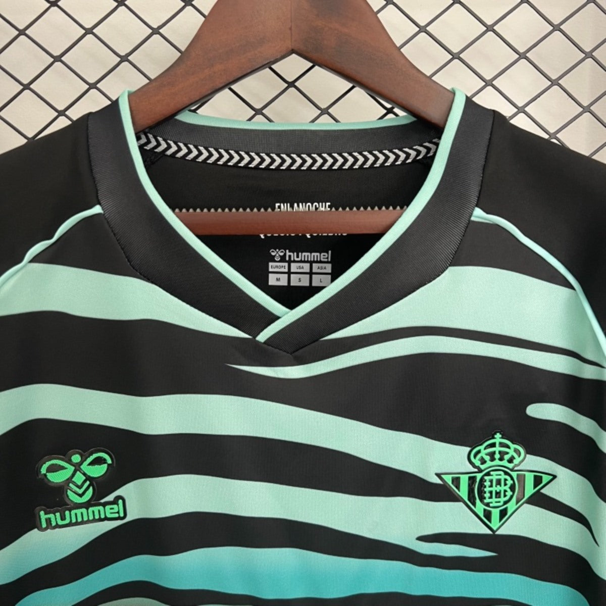 Camisola Real Bétis 2025-26 Alternativa Preta Versão Adepto