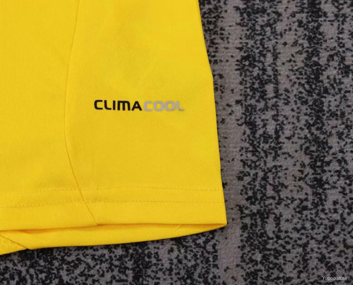 Kit Criança Real Madrid CF 2011-12 Guarda-Redes