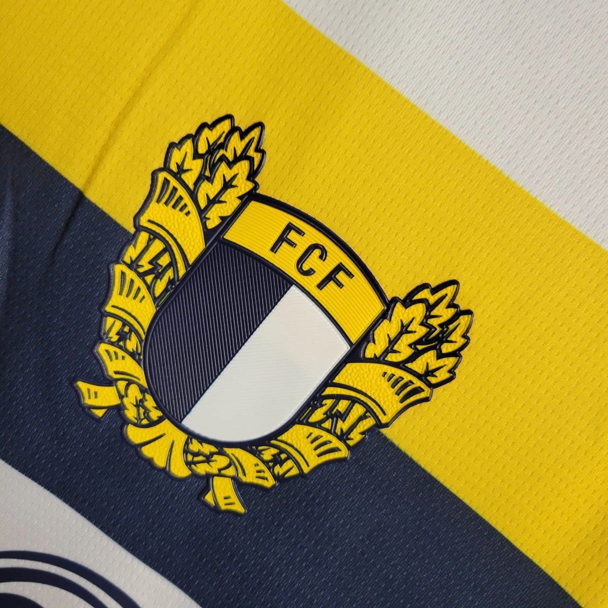 Camisola FC Famalicão 2025-26 Principal Versão Adepto