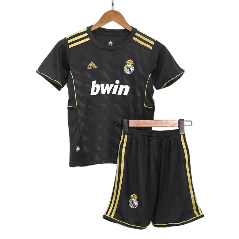 Kit Criança Real Madrid CF 2011-12 Alternativo